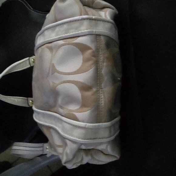 EUC Coach Daisy Poppy Signature C Print Tote - Picture 6 of 13